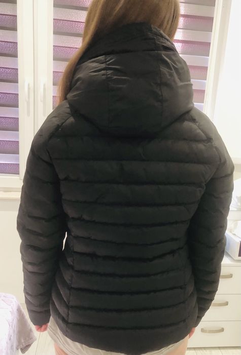 Продавам оригинално яке adidas