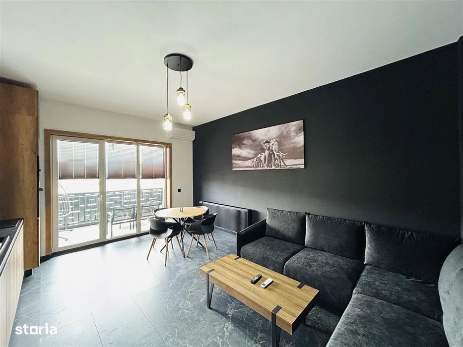 Apartament de închiriat, 3 camere, terasă, loc de parcare