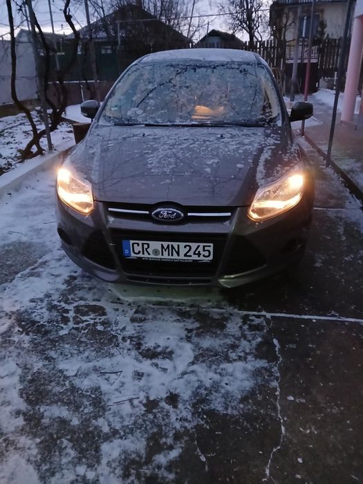 Vând Ford focus 2014
