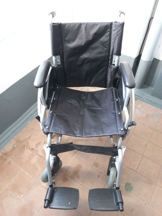 Новая инвалидная кресло коляска. Есть аренда.