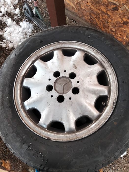 Шины б/у срочно продаю