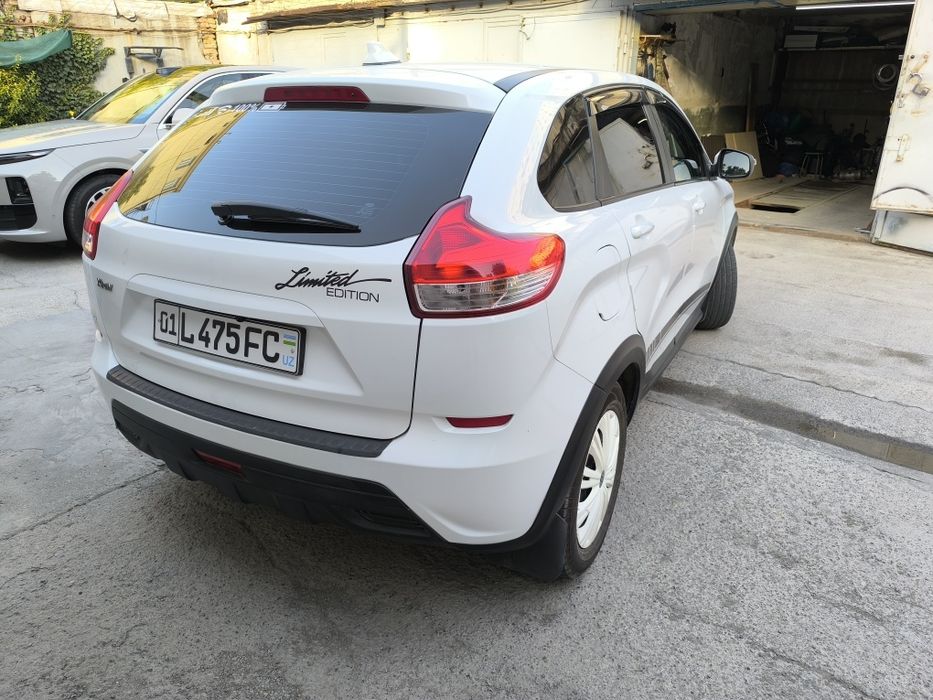 Евро стандарт 5.Продаю Lada Xrey 2019 год пробег 60000,возможен обмен.