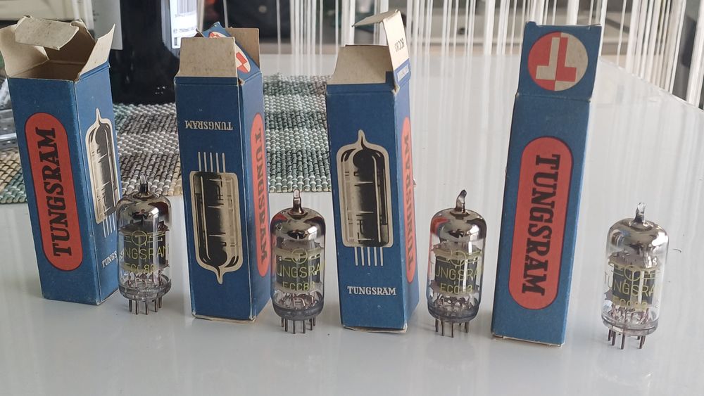 4 Tuburi / lampi ECC83 Tungsram NOS (NEW OLD STOCK)