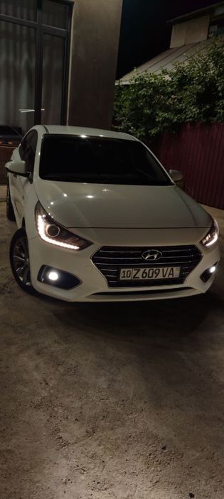 Hyundai accent xolati ideal