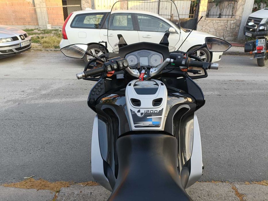 Мотоциклет BMW R1200RT