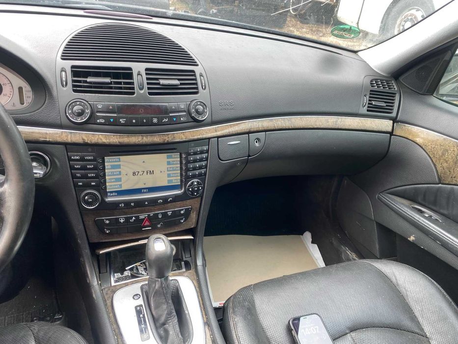 mercedes e320 w211 въздух обдухване на части мерцедес е320 в211