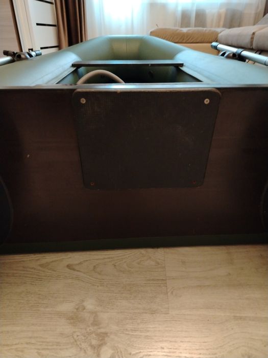 Продам лодку Аква 2800 б/у