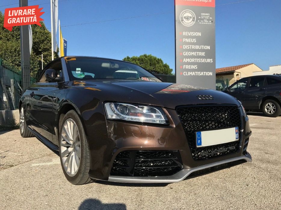 Grila Centrala Audi A5 8T (2008-2011) RS5 Design Negru Lucios