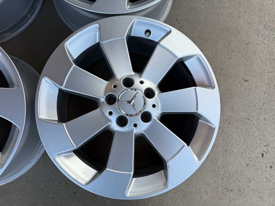 4 бр. оригинални алуминиеви джанти Mercedes 18'' 5x112 ф66.6 ET56.5 8J