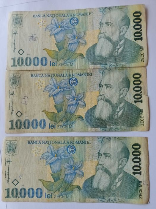 Vand 3 bancnote vechi de 10.000 lei in stare buna