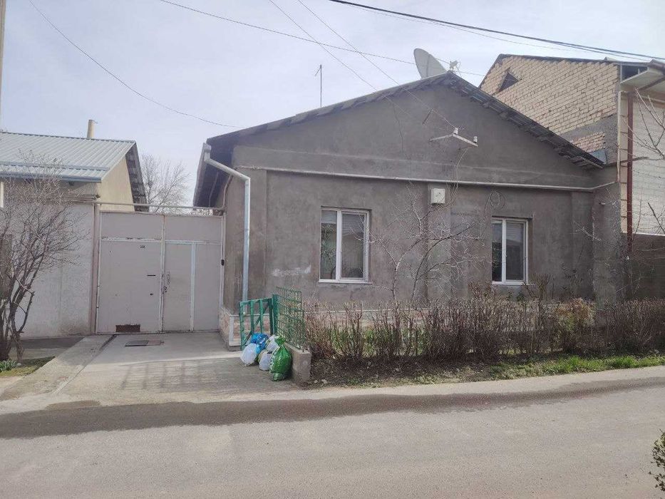 участок 5 соток, в Яккасарайском районе, махалля Мерос