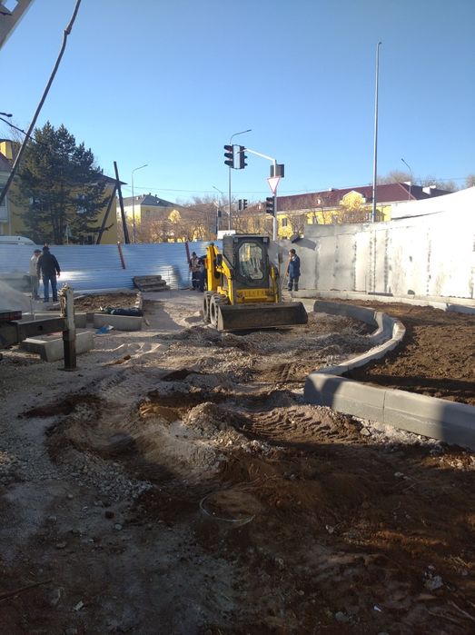 Услуги минипогрузчика