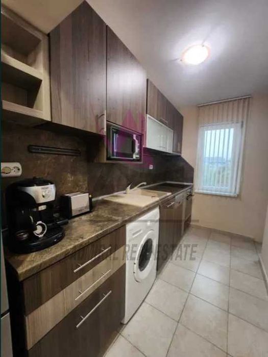 Дава се под наем Двустаен апартамент в Варна, Център - 65 кв.м за 498.27 € - Снимка #3