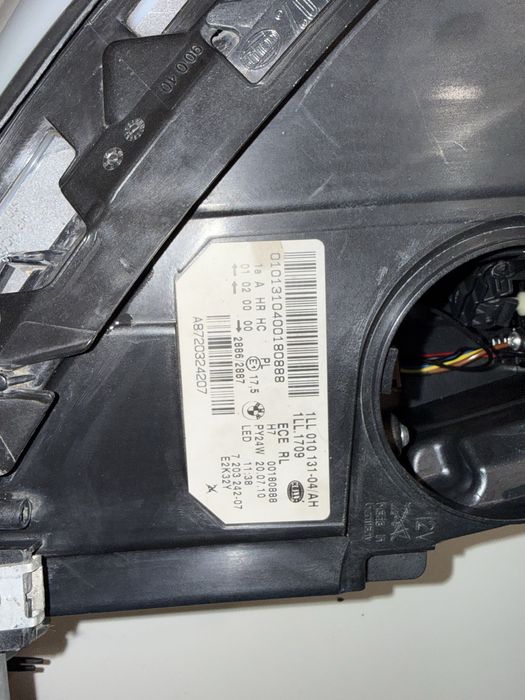 VAND faruri BMW F10/11 OEM