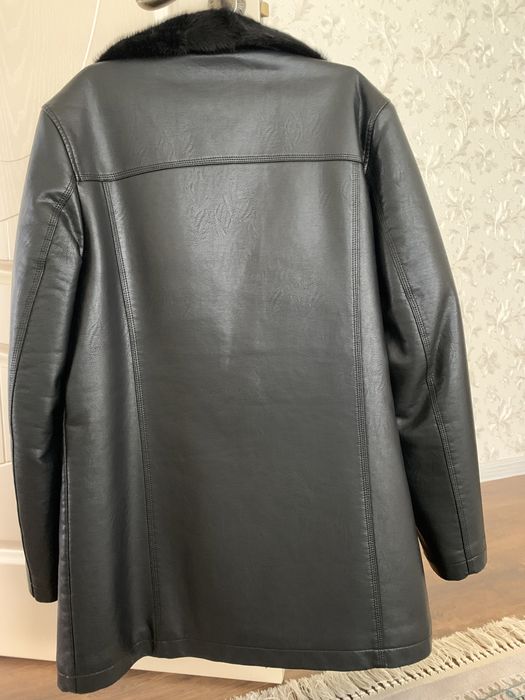 Продается мужская дубленка