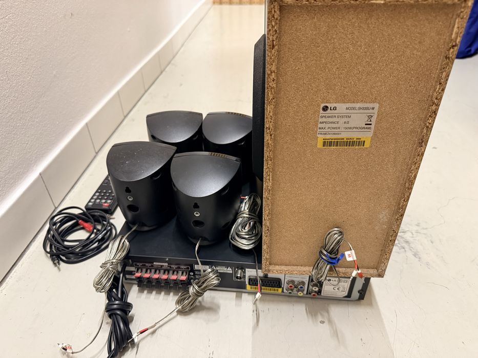 Lg home cinema 5.1 sistem audio 4 boxe mici si subwoofer muzica DVD