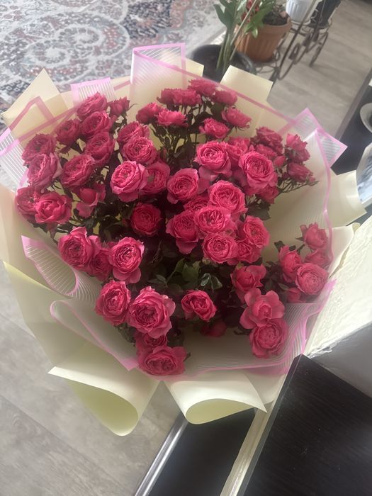 Срочно кустовая роза