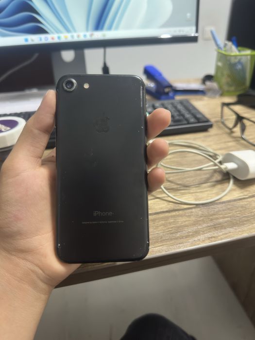 Iphone 7 32GB sotiladi
