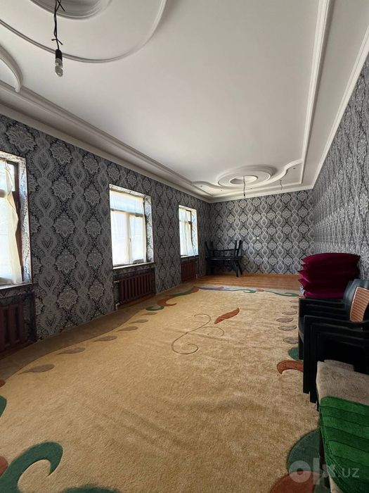 Бектемир возле Мечети ул Шодлик Дом Участок 9,5 соток 9 комнат