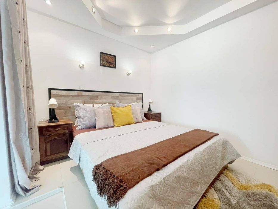 Дава се под наем Двустаен апартамент в Варна, Бриз - 60 кв.м за 550 € - Снимка #1