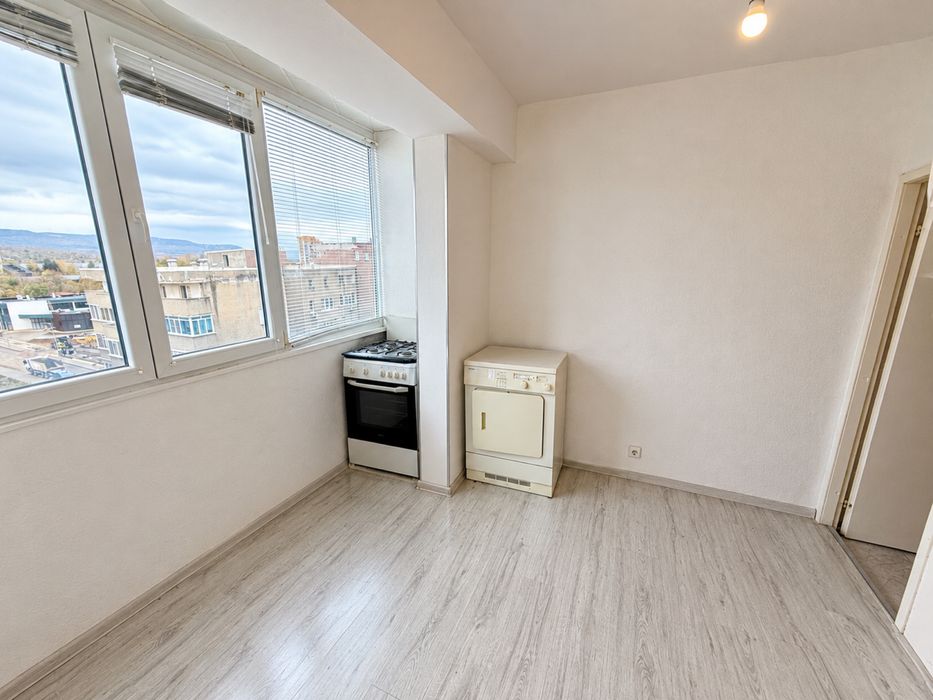 Продава се Тристаен апартамент в Търговище, Вароша - 68 кв.м за 1250 €/кв.м - Снимка #5