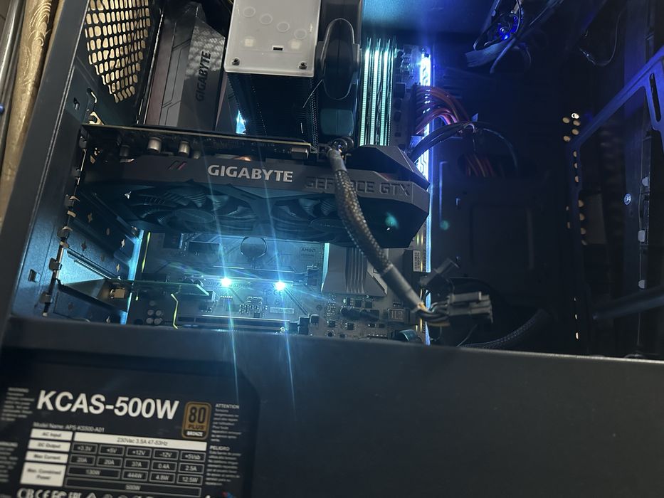 Продам компьютер в рабочем состоянии