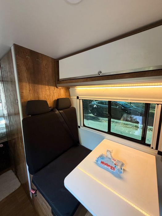 Campervan autorulota omologata si realizata in 2025 citroen jumper 2.2 hdi an 2012 cu 3 locuri