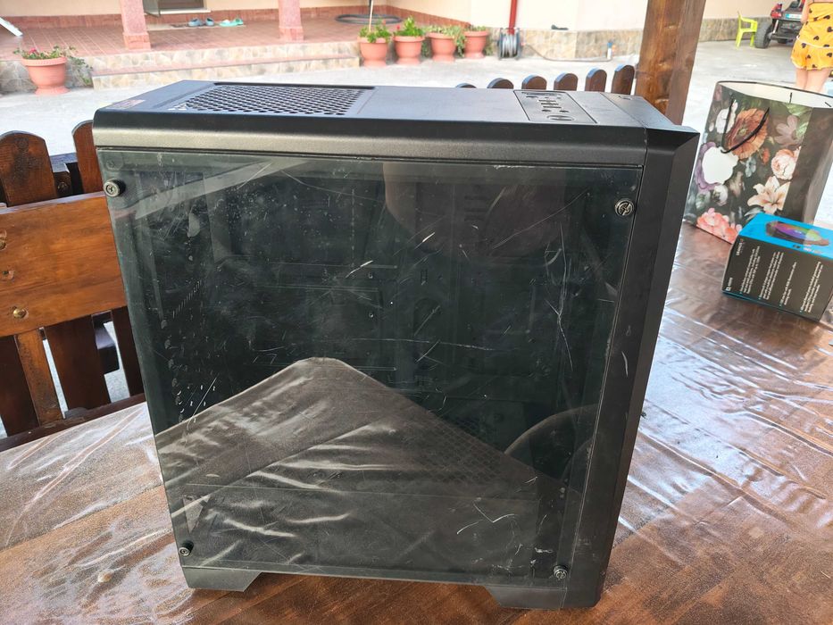 Carcasa Aero Cool lumini plexiglass