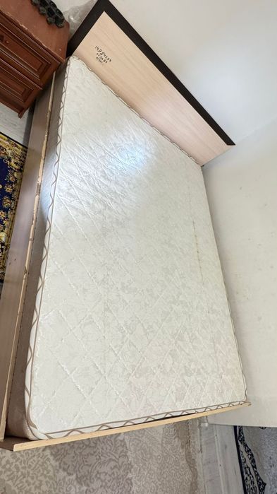 Двуспальный диван