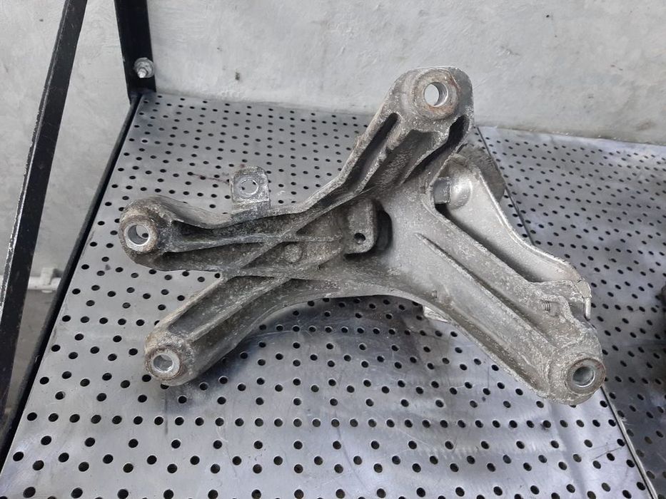 suport motor dreapta 2.0 tdi cag audi a4 b8 a6 c6 4f