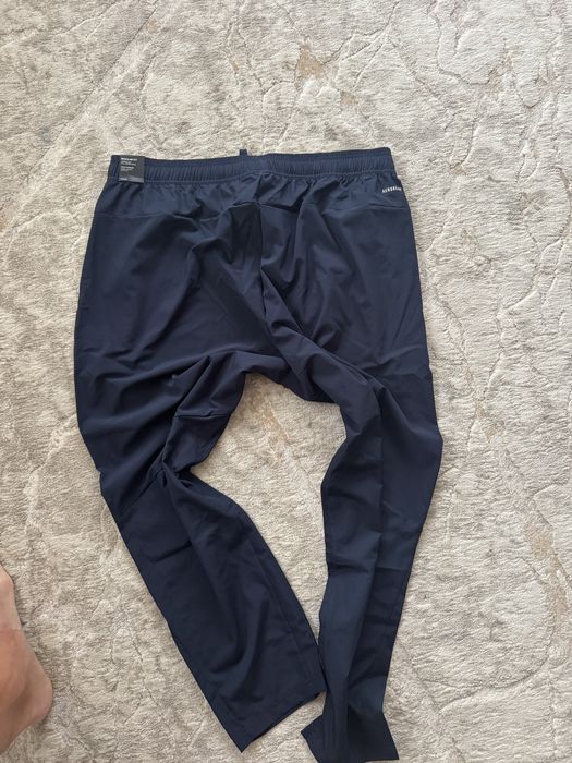 Pantaloni ADIDAS