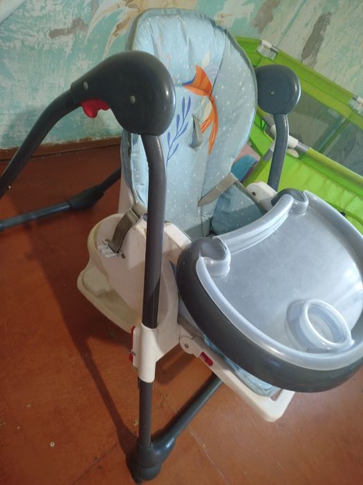 Продам стульчики для кормления