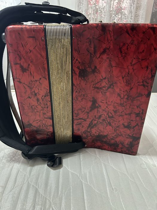 Vand acordeon Weltmeister Stella 60 basi
