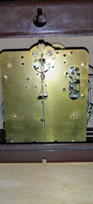 Паркетен часовник от 70 те години