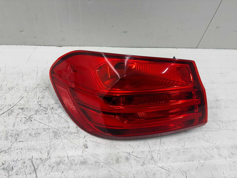 Ляв външен стоп БМВ Ф32 Ф33 Ф36 М4 Ф82 Ф82 US BMW F32 F33 F36 F82 F83