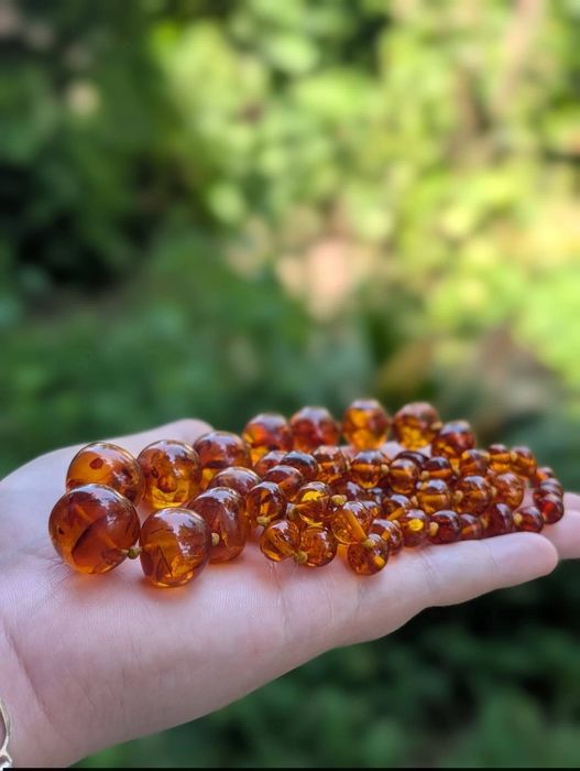 Vechi colier lant din chihlimbar natural baltic, de culoarea mierii, cu inchizatoare din argint 925, cabochon oval