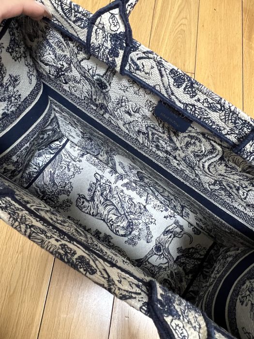 Dior book tote оригинална