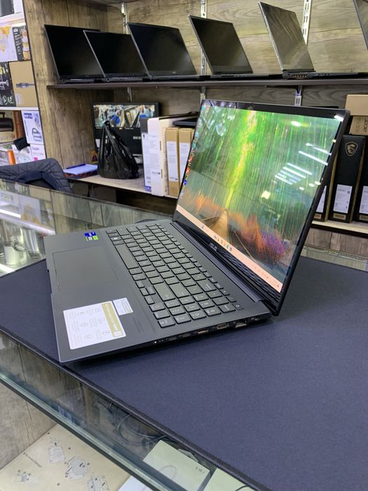 Б/У Asus VivoBook Creator Q OLED