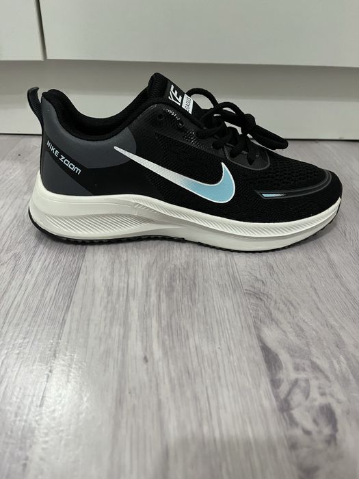 Обувь для мальчиков кроссовки туфли