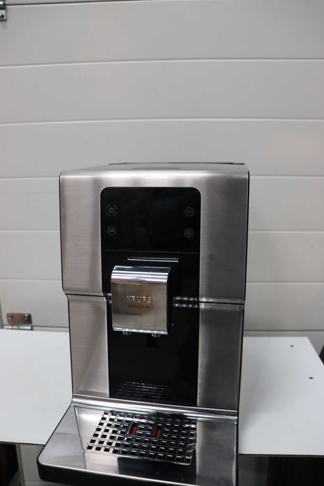 Кафемашина Krups EA876D10 Intuition Experience, 15bar, 17 напитки, тъч