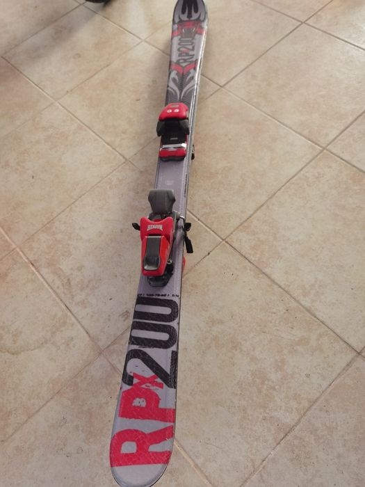 Детски ски Rossignol, ски обувки и щеки