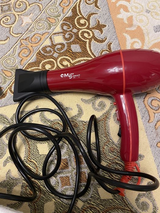 Пррдам фен в отличном состоянии