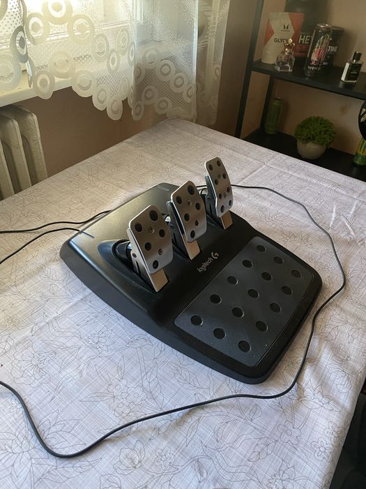 Volan Logitech gaming g29+ schimbător de viteze