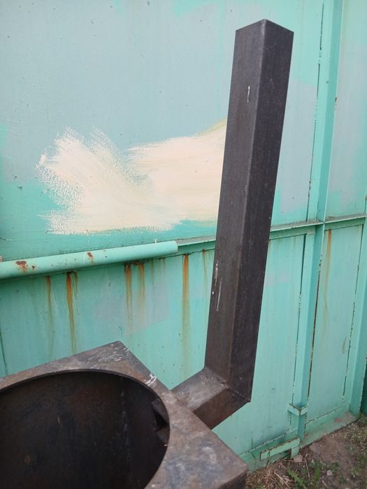 Продам мангал с под казаником