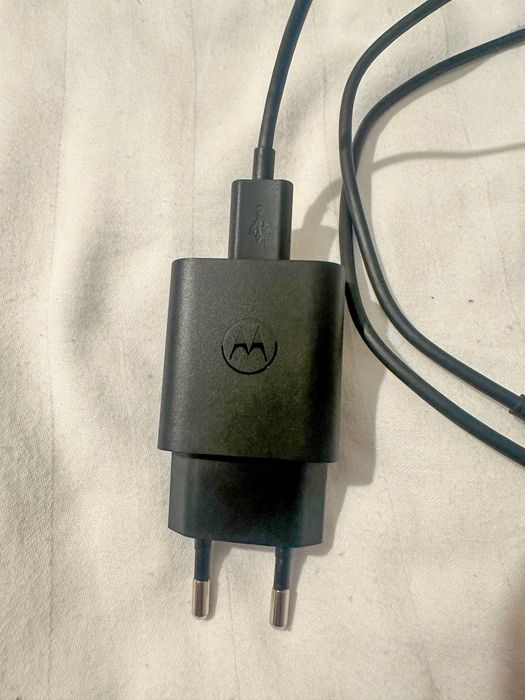 Incarcator Motorola Original - Model MC-102 - 5V 2A - Nou