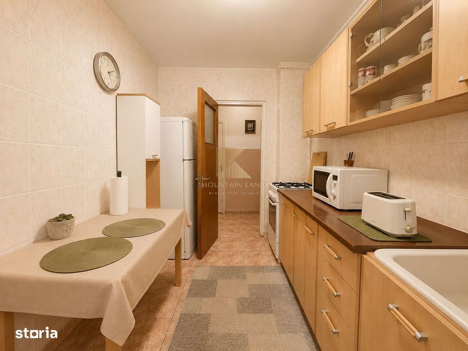 Apartament luminos cu 3 camere, parcare și boxă, zona Astra
