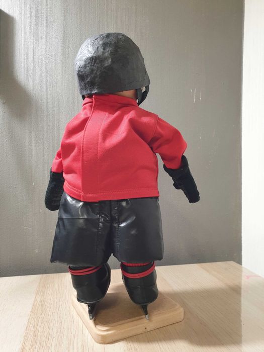 Хоккеист кукла подарок