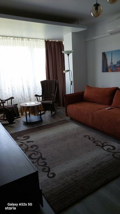 Apartament 2 camere de închiriat, cu2 balcoane — fotografia 3