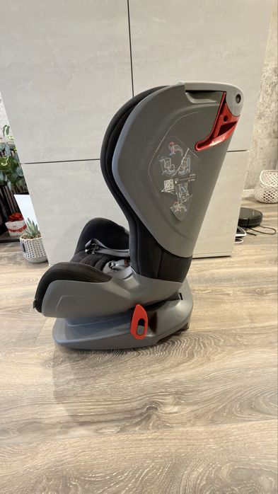 Столче за кола Avionaut glider royal isofix black