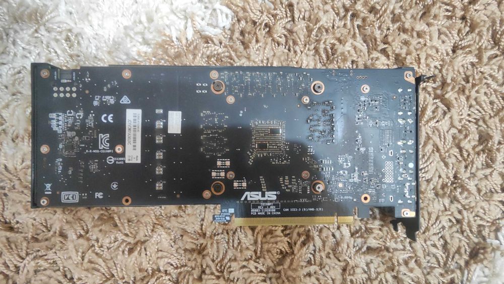 Продава се следната карта ASUS GEFORCE RTX 2060 TURBO 6 GB